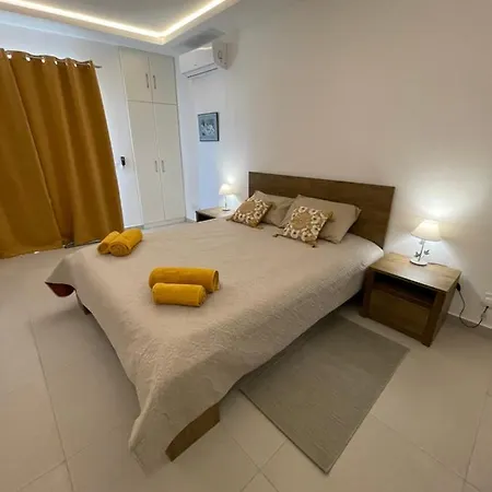 Daire New & Comfortable 7sun Near Sandy