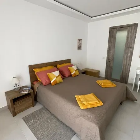 Appartement New & Comfortable 7sun Near Sandy *