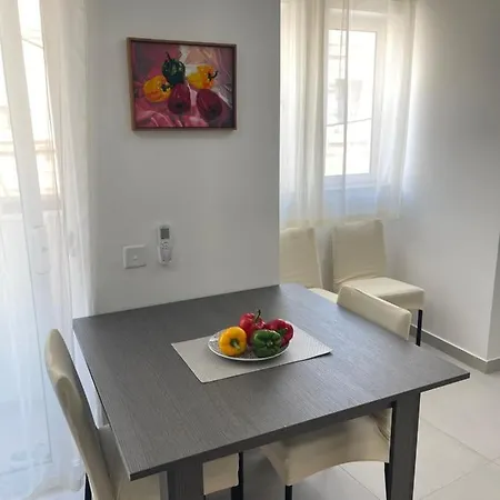 Appartement New & Comfortable 7sun Near Sandy