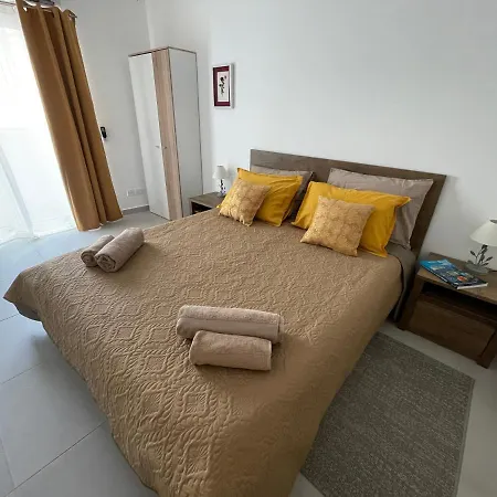 New & Comfortable 7sun Near Sandy Apartment St. Paul's Bay