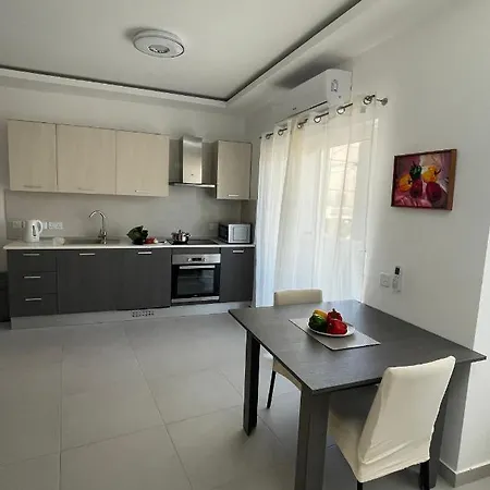 New & Comfortable 7sun Near Sandy * St Paul's Bay