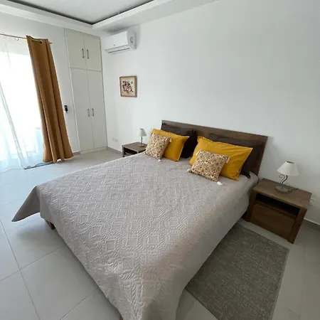 Lejlighed New & Comfortable 7sun Near Sandy San Pawl il-Baħar