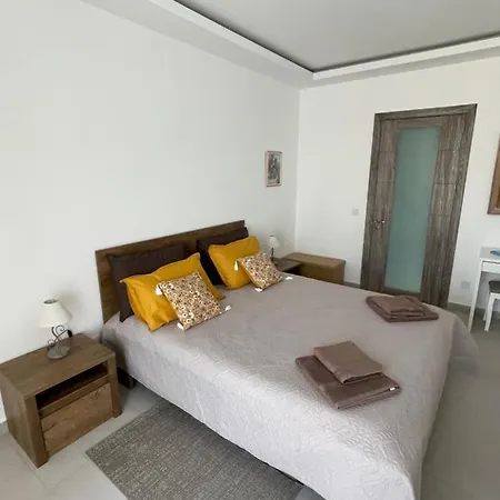 New & Comfortable 7sun Near Sandy *