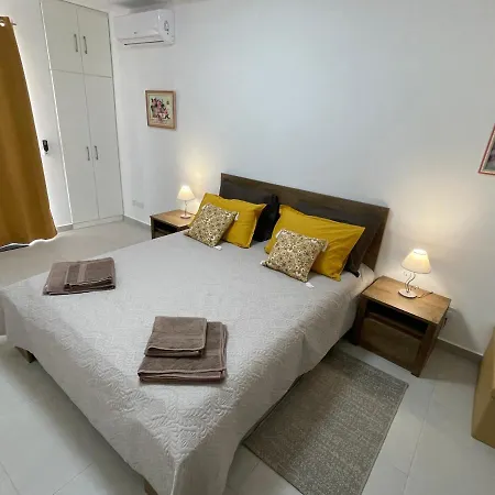 Apartment New & Comfortable 7sun Near Sandy