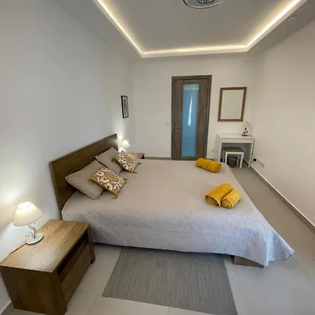 Daire New & Comfortable 7sun Near Sandy St. Paul's Bay