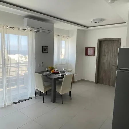 New & Comfortable 7sun Near Sandy شقة