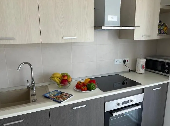 Appartamento New & Comfortable 7sun Near Sandy St. Paul's Bay