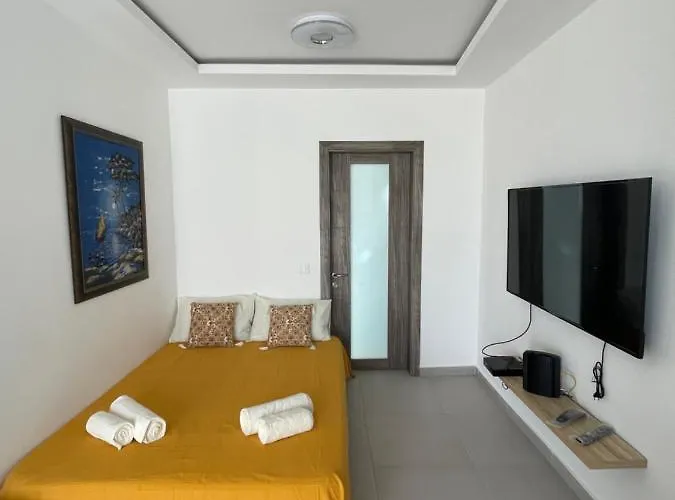 New & Comfortable 7sun Near Sandy Appartamento