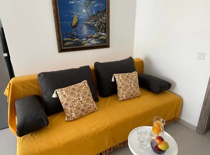 New & Comfortable 7sun Near Sandy Appartamento St. Paul's Bay