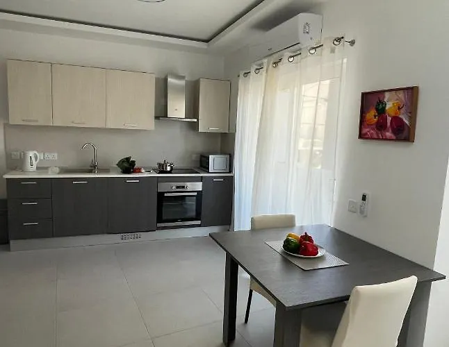 New & Comfortable 7sun Near Sandy * St. Paul's Bay