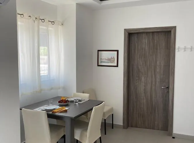 New & Comfortable 7sun Near Sandy Appartamento *