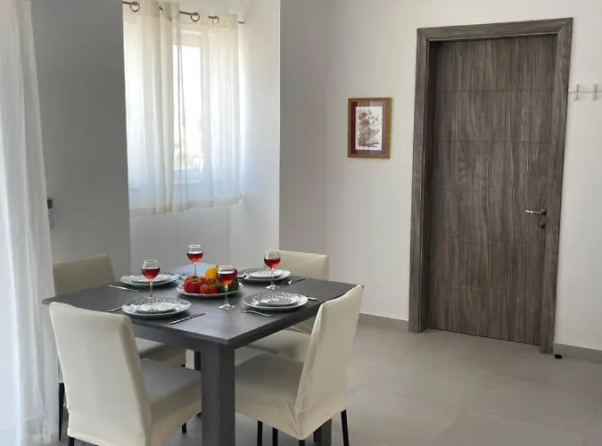 New & Comfortable 7sun Near Sandy Appartamento