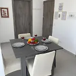 Appartement New & Comfortable 7sun Near Sandy *
