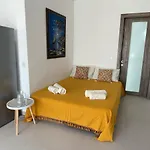 New & Comfortable 7sun Near Sandy